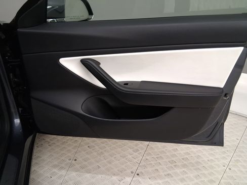 Used 2020 Tesla Model 3 Long Range image 32