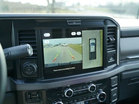 New 2026 Ford F250 Platinum image 14