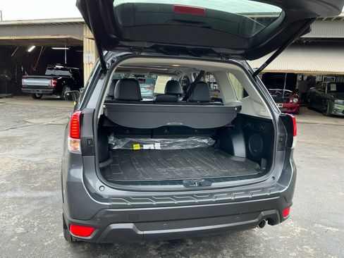 Used 2021 Subaru Forester Limited w/ Popular Package #3 image 26