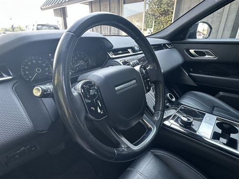 Used 2018 Land Rover Range Rover Velar S AWD/4WD image 56