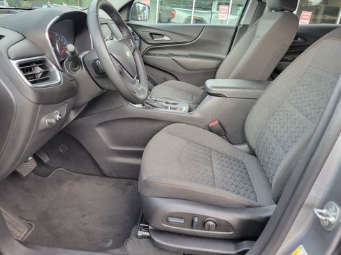 Used 2023 Chevrolet Equinox LT image 19
