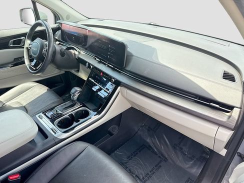 Used 2024 Kia Carnival SX FWD image 15