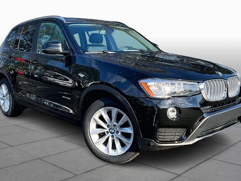 Used 2017 BMW X3 sDrive28i image 2