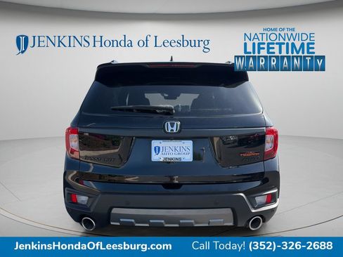Used 2023 Honda Passport TrailSport image 4