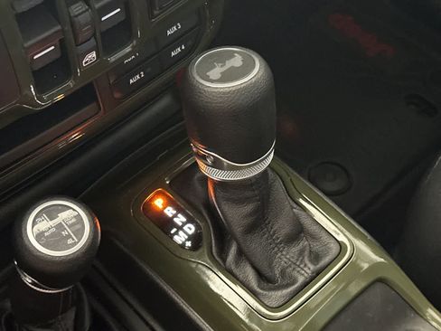 Used 2021 Jeep Wrangler Unlimited Sport AWD/4WD image 24