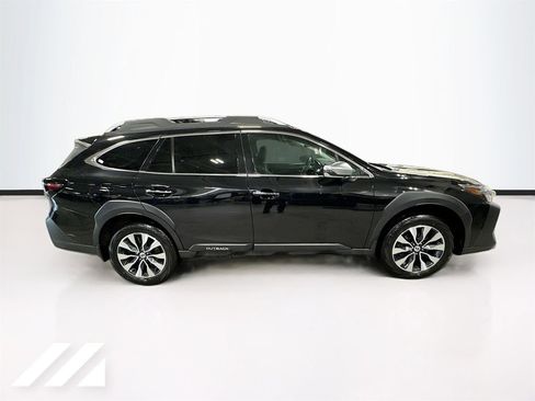 Used 2023 Subaru Outback Touring XT image 4