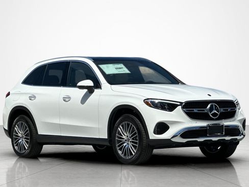 Used 2026 Mercedes-Benz GLC 300 4MATIC image 7