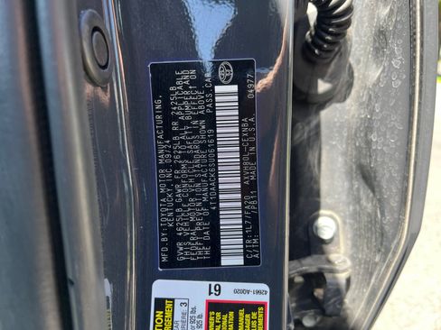Used 2025 Toyota Camry LE FWD image 32