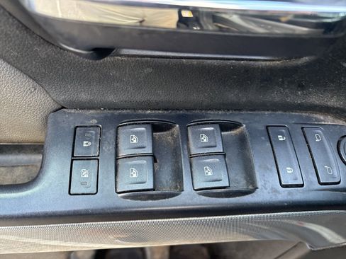 Used 2018 Chevrolet Silverado 1500 LT w/ All Star Edition image 11