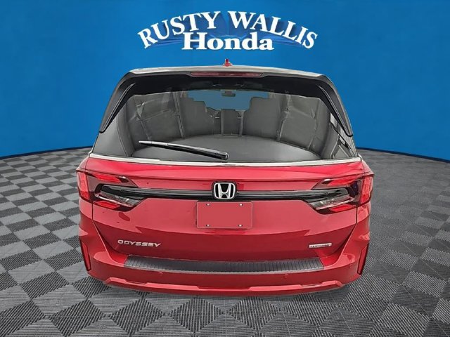 New 2027 Honda Odyssey Touring image 3