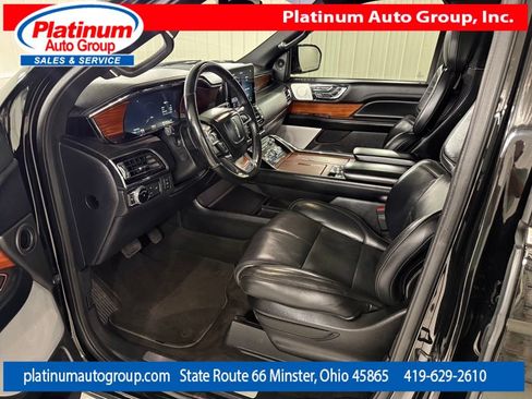 Used 2018 Lincoln Navigator Reserve w/ Technology Package AWD/4WD image 10