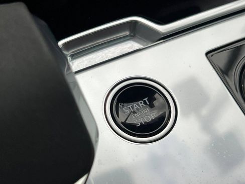 Certified 2023 Land Rover Range Rover Autobiography AWD/4WD image 35