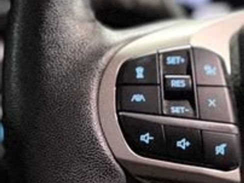 Used 2021 Ford Explorer XLT w/ Equipment Group 202A RWD image 26