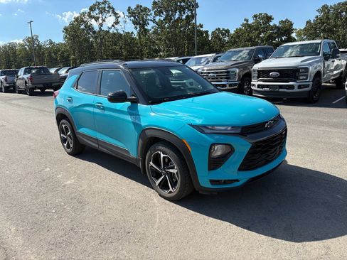 Used 2022 Chevrolet TrailBlazer RS w/ Convenience Package FWD image 4