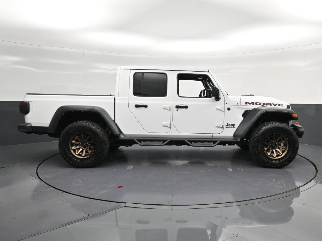 Used 2022 Jeep Gladiator Mojave w/ LED Lighting Group AWD/4WD image 4