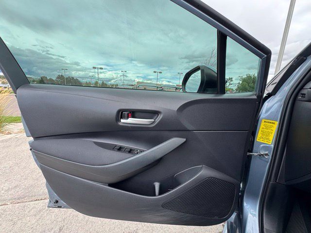 Used 2020 Toyota Corolla LE FWD image 22