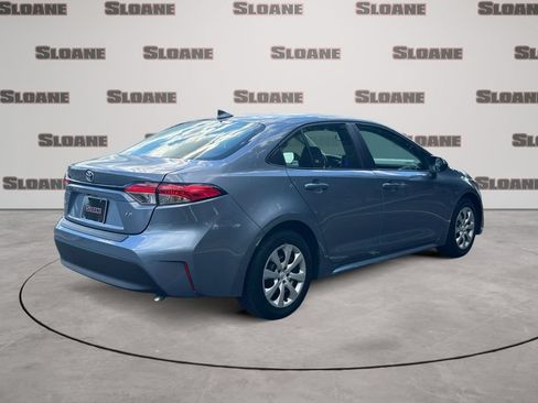 Used 2024 Toyota Corolla LE FWD image 5