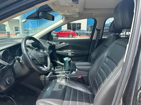 Used 2017 Ford Escape Titanium w/ Equipment Group 301A FWD image 8