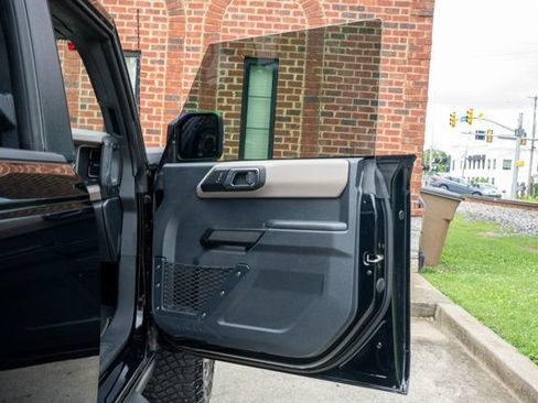 Used 2024 Ford Bronco Wildtrak AWD/4WD image 44