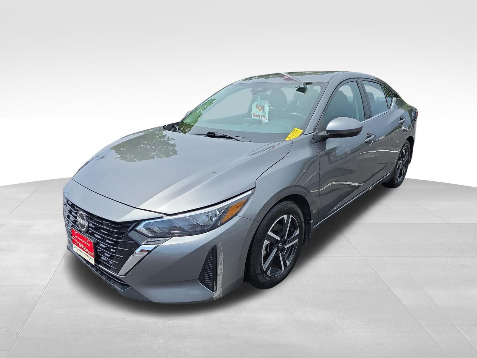 Used 2024 Nissan Sentra SV FWD image 1