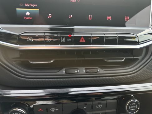 New 2026 Jeep Compass Latitude AWD/4WD image 15