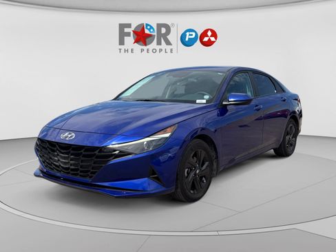 Used 2023 Hyundai Elantra SEL FWD image 1
