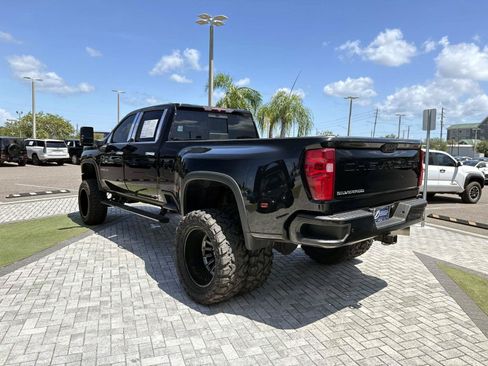 Used 2021 Chevrolet Silverado 3500 High Country AWD/4WD image 4