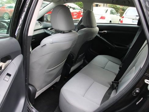 Used 2009 Toyota Matrix S image 15