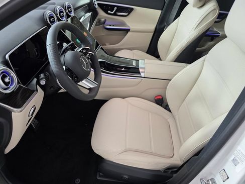 New 2027 Mercedes-Benz GLC 300 4MATIC image 6