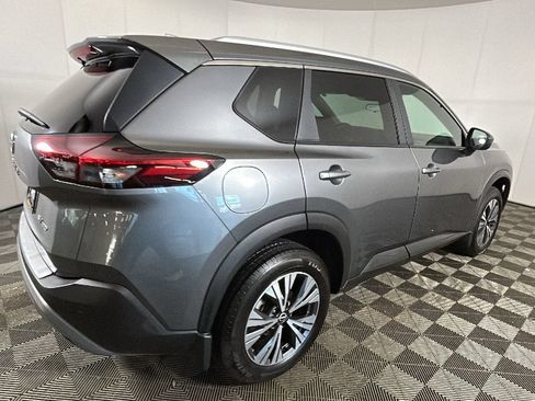 Used 2023 Nissan Rogue SV w/ SV Premium B Package AWD/4WD image 3