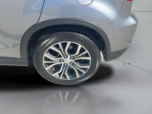 Used 2019 Mitsubishi Outlander Sport ES FWD image 23