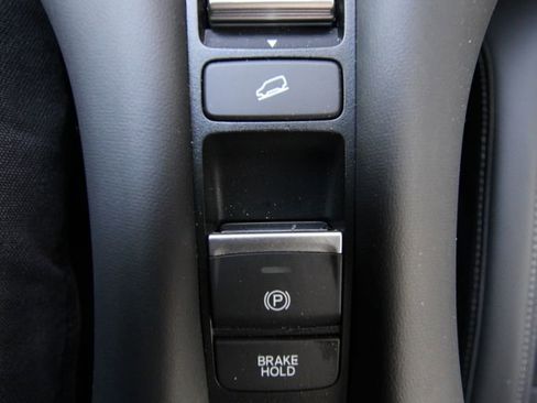 Used 2023 Honda HR-V EX-L image 26