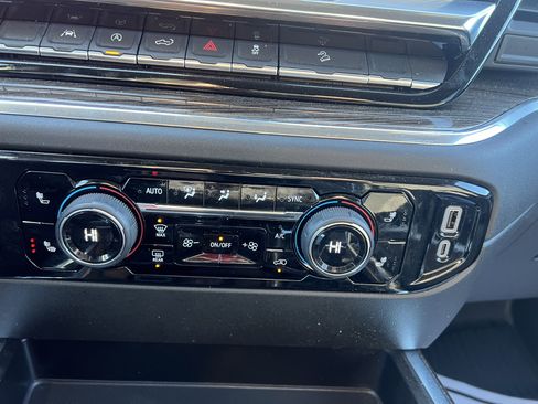 Certified 2025 Chevrolet Silverado 1500 RST w/ Convenience Package II image 23