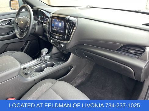 Certified 2023 Chevrolet Traverse LT image 27
