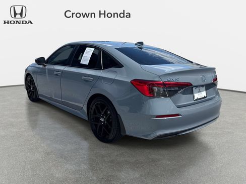 Used 2024 Honda Civic Sport image 3