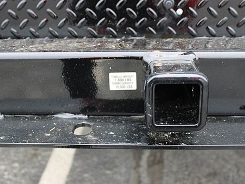 Used 2024 RAM 5500 Tradesman w/ Chrome Appearance Group AWD/4WD image 16