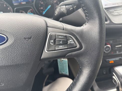 Used 2018 Ford Escape SEL w/ Ford Safe & Smart Package AWD/4WD image 15