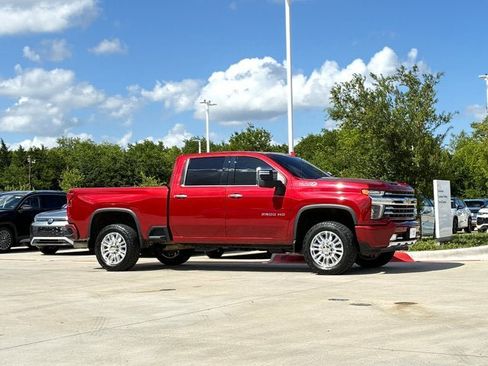 Used 2022 Chevrolet Silverado 2500 High Country w/ Safety Package II AWD/4WD image 6