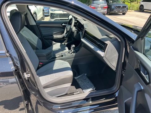 New 2026 Volkswagen Jetta SEL FWD image 29