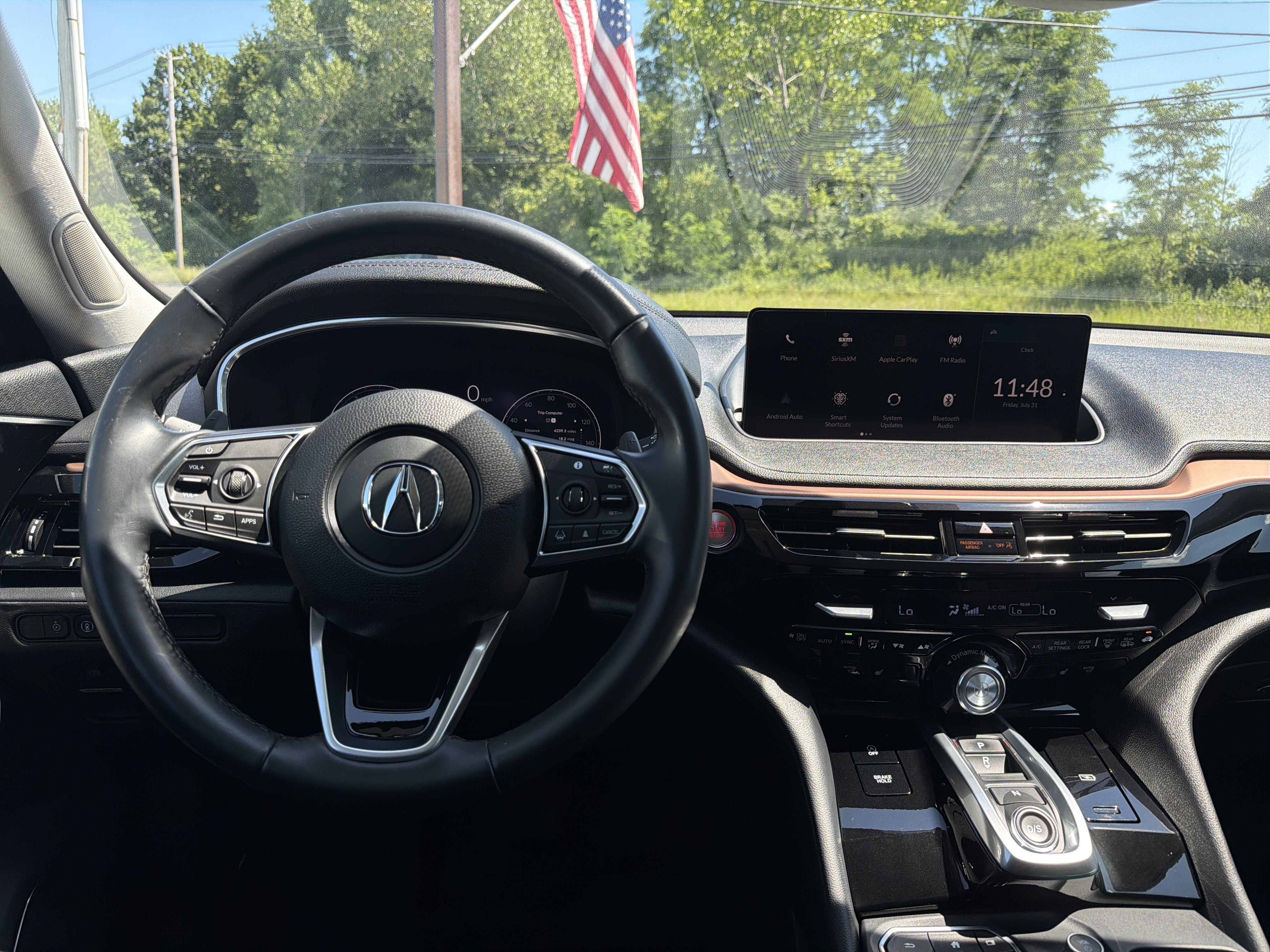 Used 2022 Acura MDX SH-AWD image 13