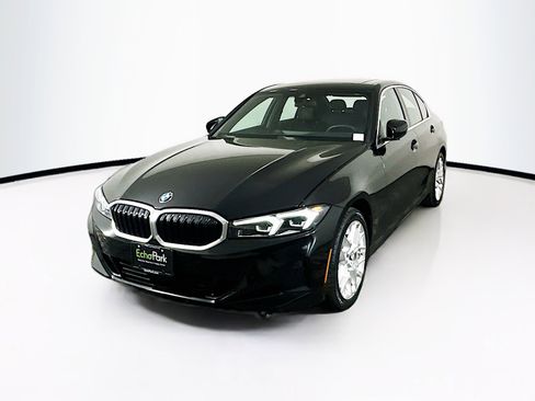 Used 2025 BMW 330i Sedan image 3
