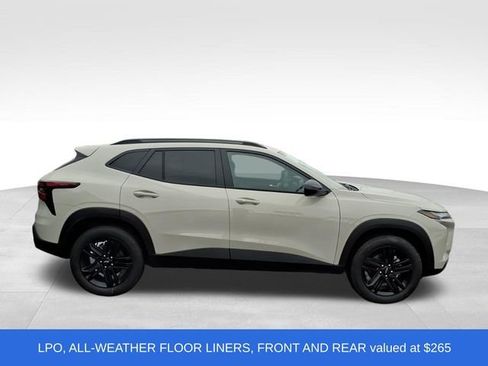 New 2026 Chevrolet Trax ACTIV w/ Driver Confidence Package image 2