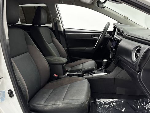 Used 2019 Toyota Corolla LE image 30