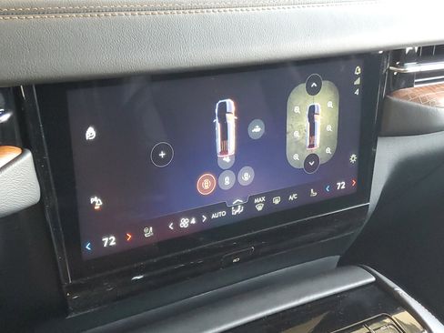 New 2026 Lincoln Navigator L Black Label AWD/4WD image 24