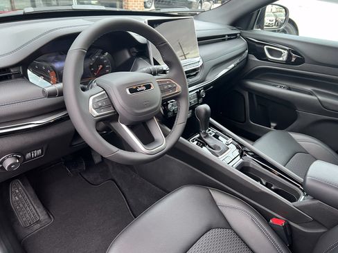 New 2026 Jeep Compass Latitude AWD/4WD image 14