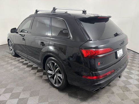 Used 2023 Audi SQ7 Premium Plus w/ Executive Package image 4