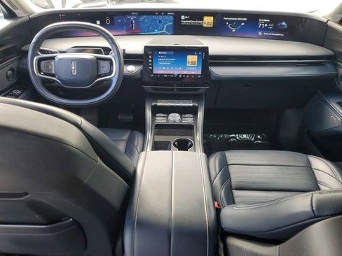 Certified 2024 Lincoln Nautilus Reserve w/ Equipment Group 202A image 16