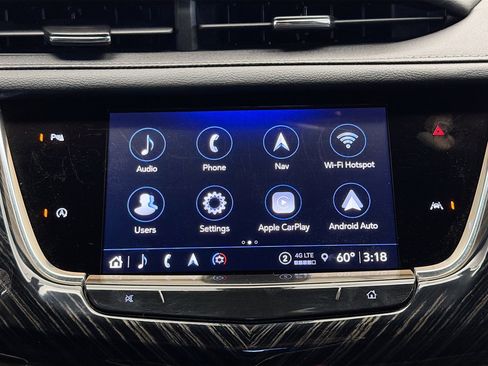 Used 2025 Cadillac XT6 Premium Luxury image 9