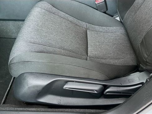 Certified 2025 Honda Accord LX image 9