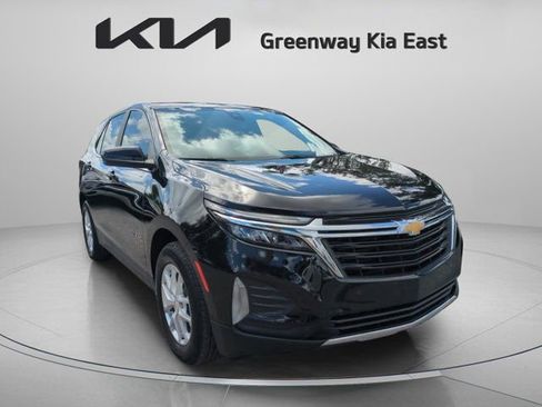 Used 2023 Chevrolet Equinox LT FWD image 3
